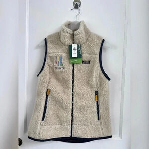 L.L. BEAN WOMEN’S MOUNTAIN PILE FLEECE
VEST NEW WITH TAG SIZE XS